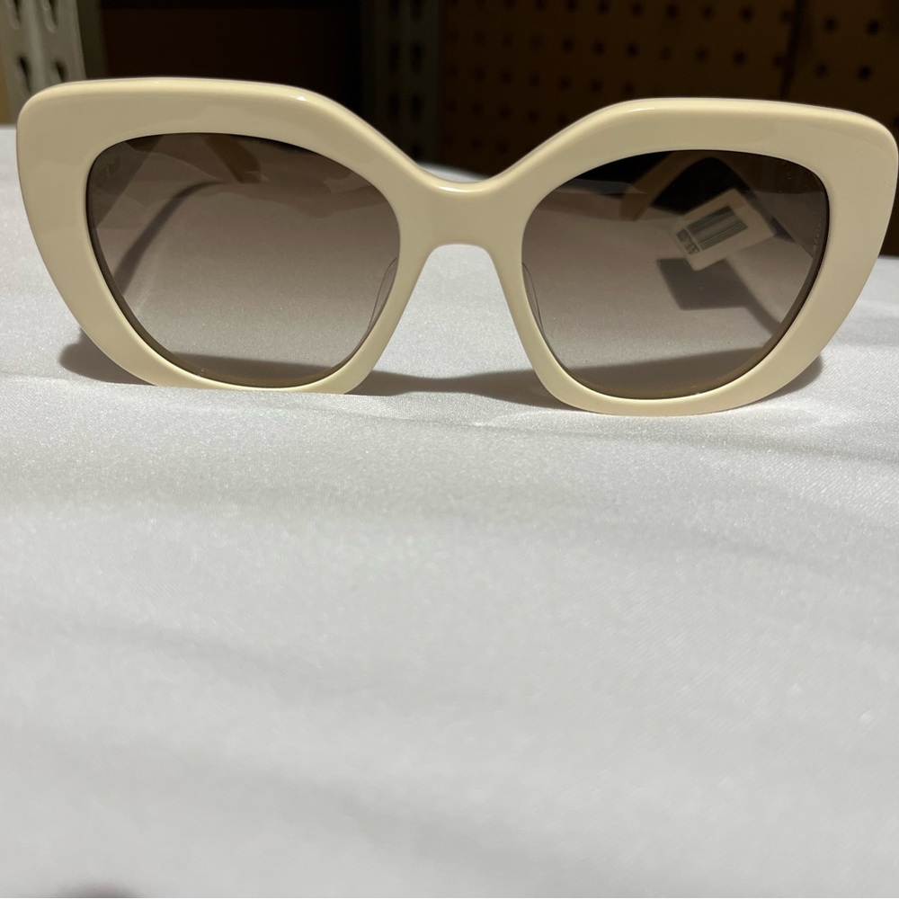 Celine Cream Sunglasses - Picture 5 of 5